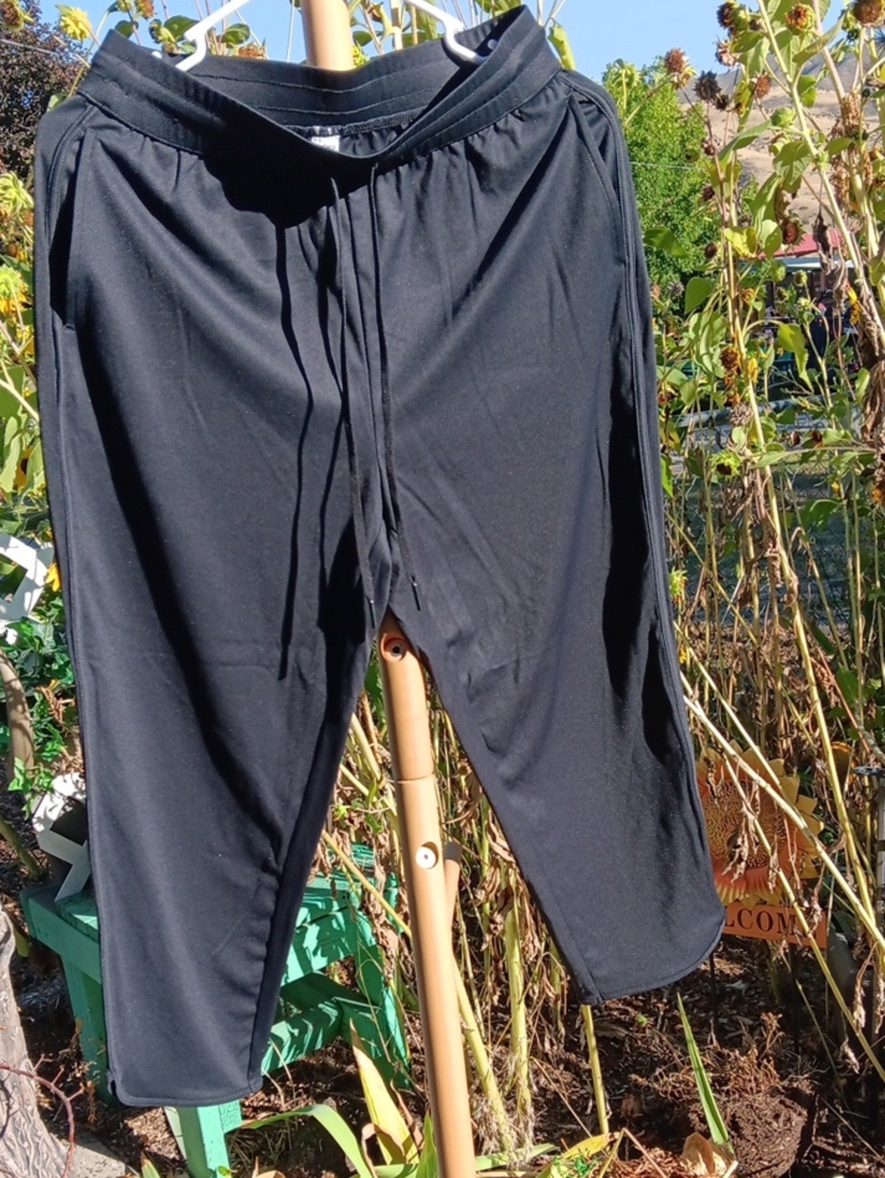 HALARA Men's Black Drawstring Sweat Joggers